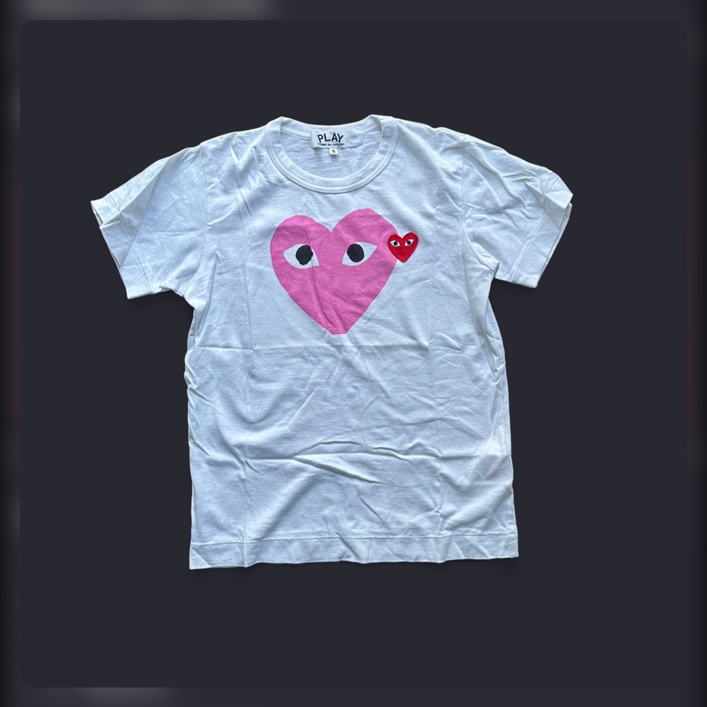 CDG Comme des Garçons Play pink heart t-shirt